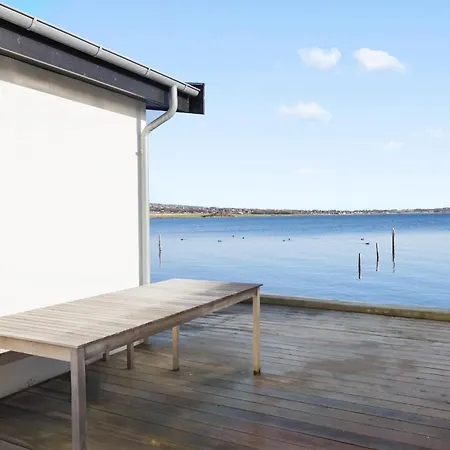 1 Bedroom Amazing In Munkebo